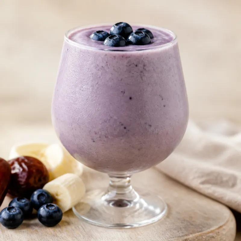 Date Coconut Milk Smoothie with Yogurt