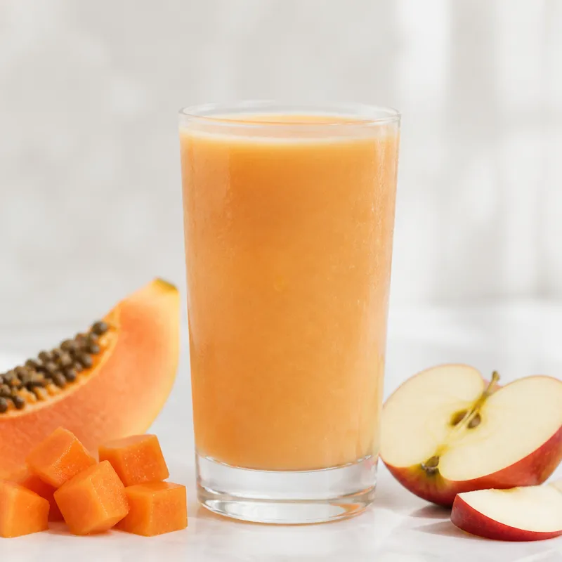 Smoothie de papaya y manzana con zumo de manzana