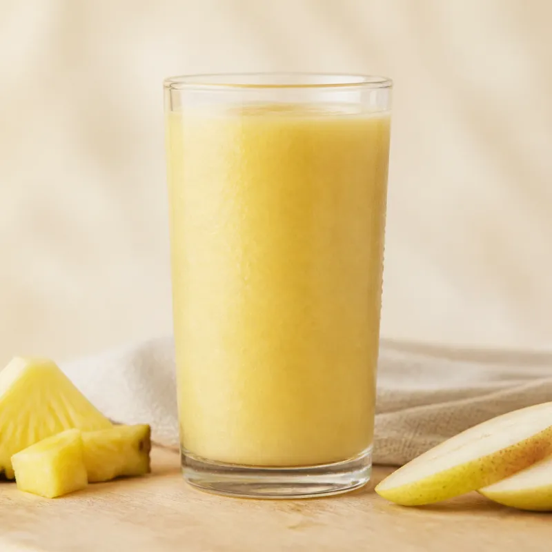 Pineapple Pear Smoothie with Fruit Tea